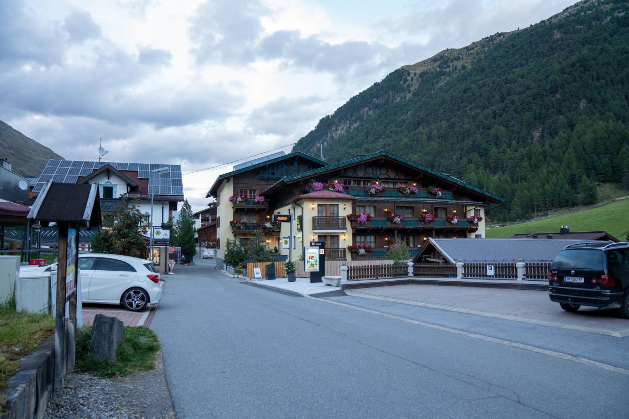 Gaestehaus -pension Edelweiss Vent