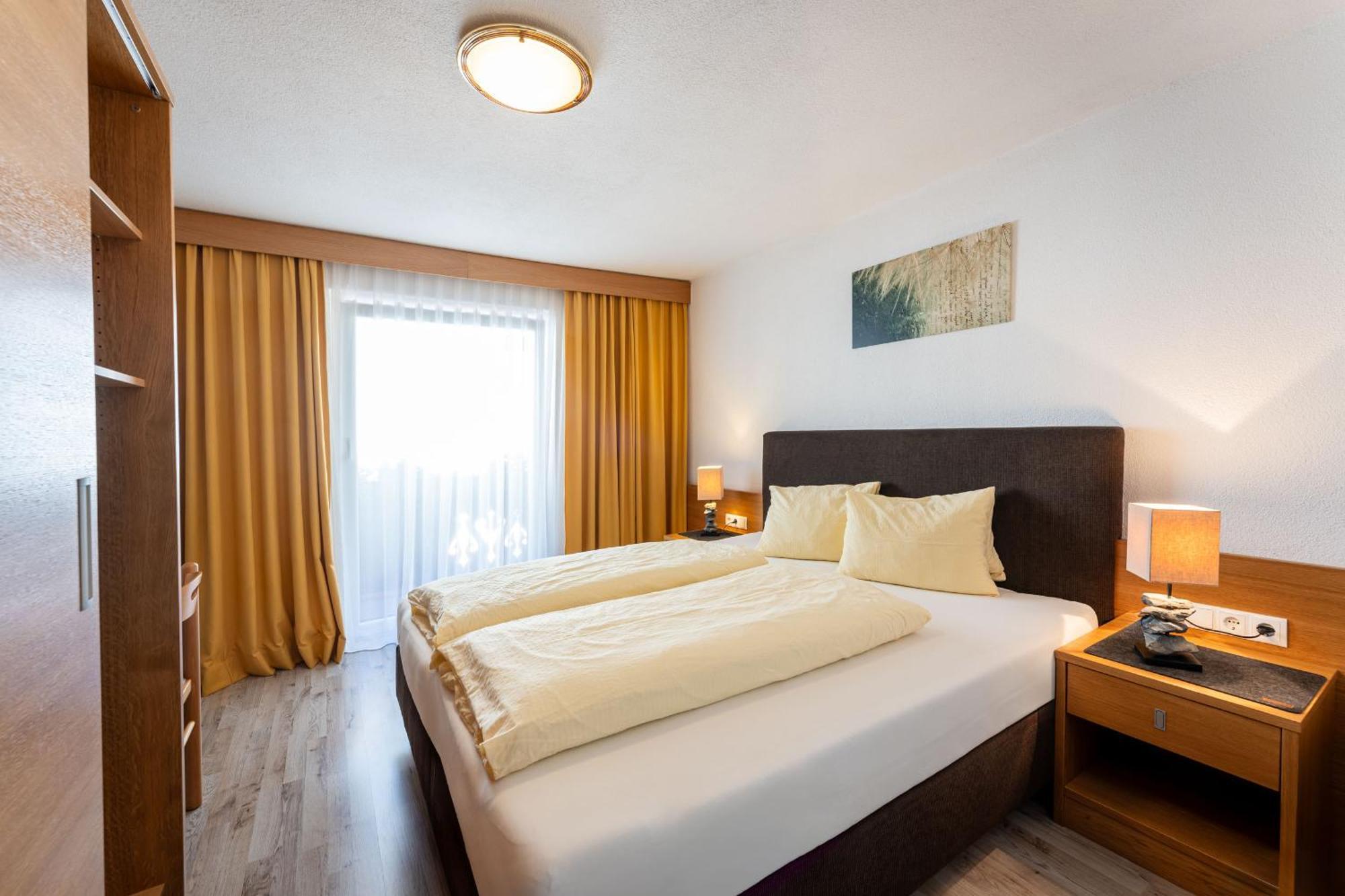 Gaestehaus -pension Edelweiss 3* Vent