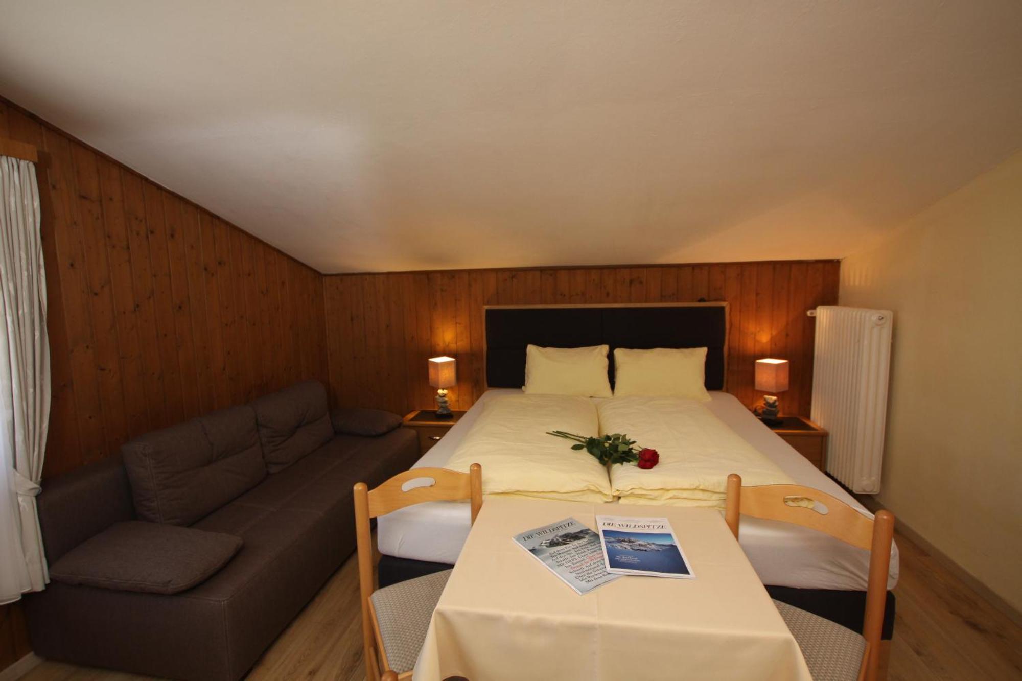 Gaestehaus -pension Edelweiss Vent